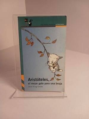 Aristóteles, el mejor gato para una bruja
