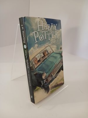 Portada de Harry Potter 2 y la cámara secreta