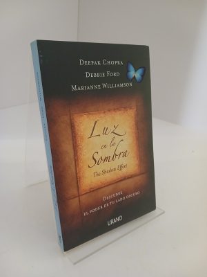 Portada de Luz en la sombra