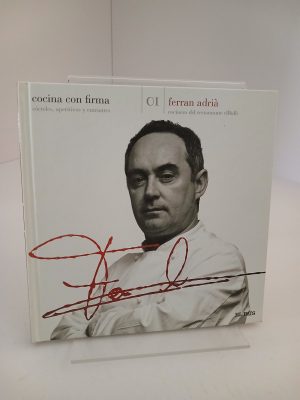 Portada de Ferrán Adriá, cocinero del restaurante elBulli Cócteles, aperitivos y entrantes