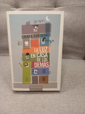 La luz en casa de los demás
