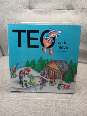Teo en la nieve