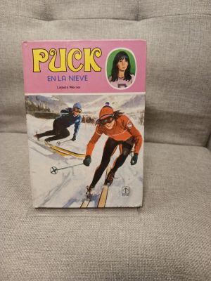 Puck en la nieve