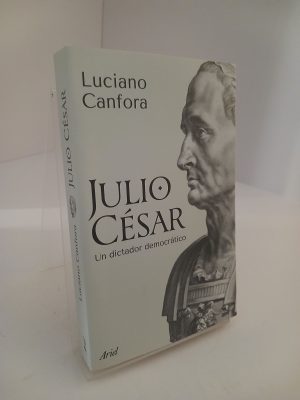 Julio César: Un dictador democrático