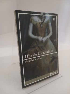 Hija de las sombras la sombra tras el velo