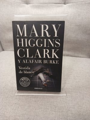 Vestida de blanco