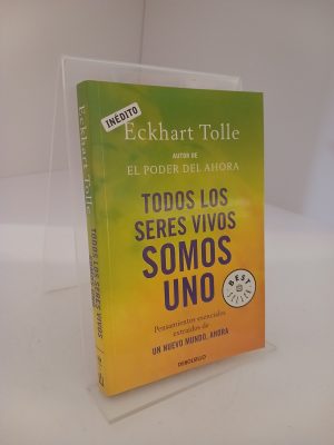 Portada de Todos los seres vivos somos uno